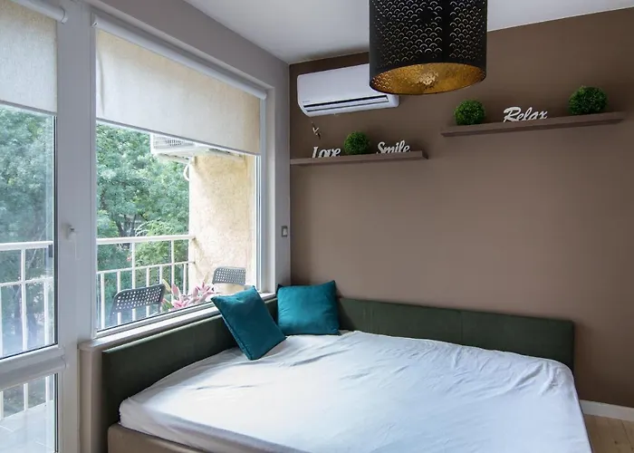 Modern Flat Nearby Center Fast Internet